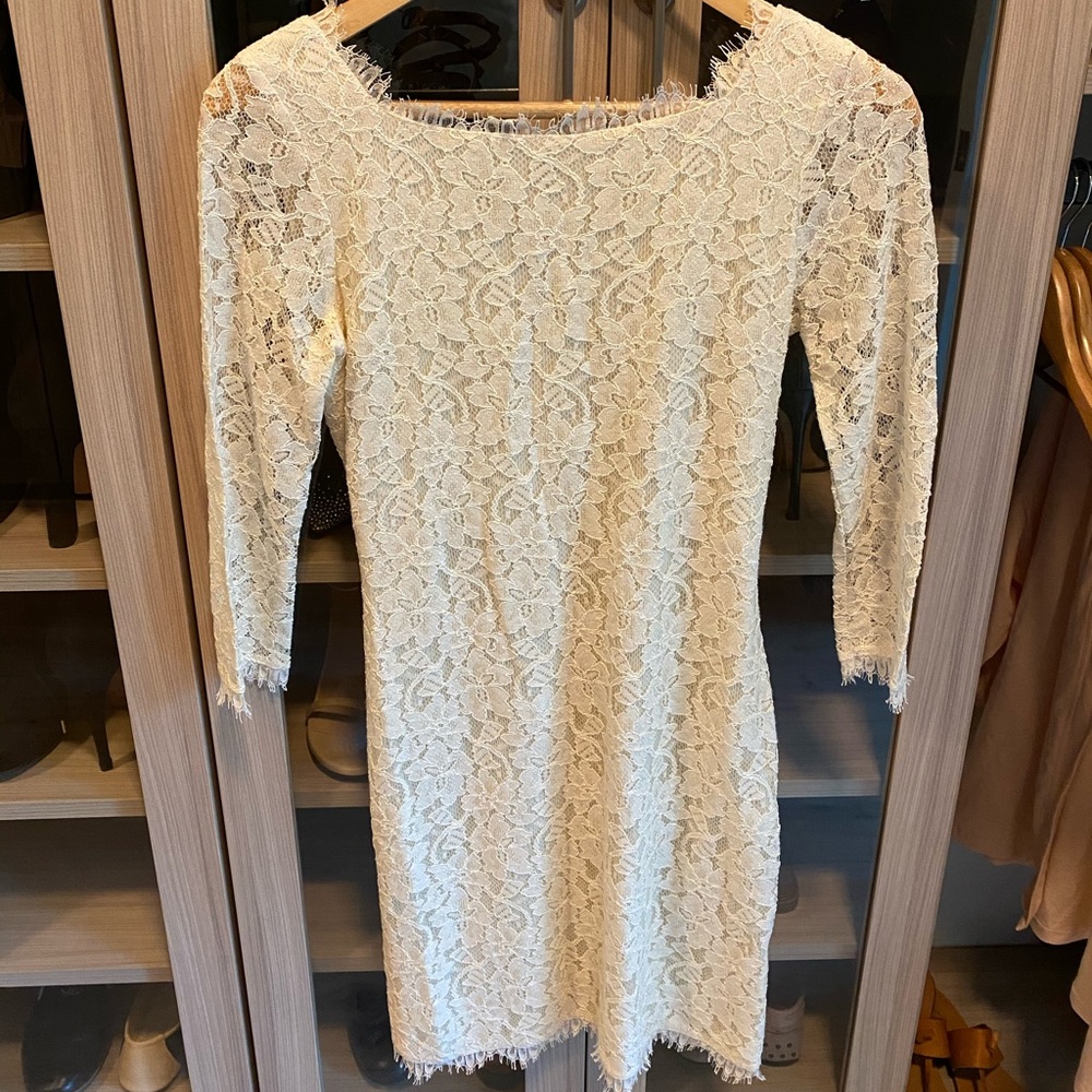 DVF cream lace dress in size 0!